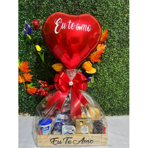 Cesta Romântica de Aniversário